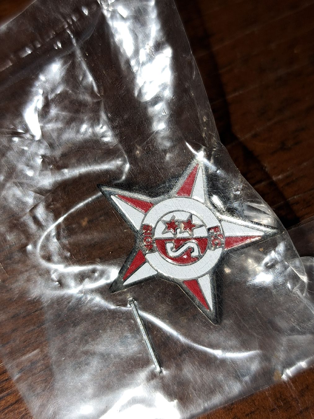 Placchette & Badge: Fc Sion Pin Vintage neu – Nuovo e nell'imballaggio originale da Kölliken venduto da Upcycling-by-Mc-TAM