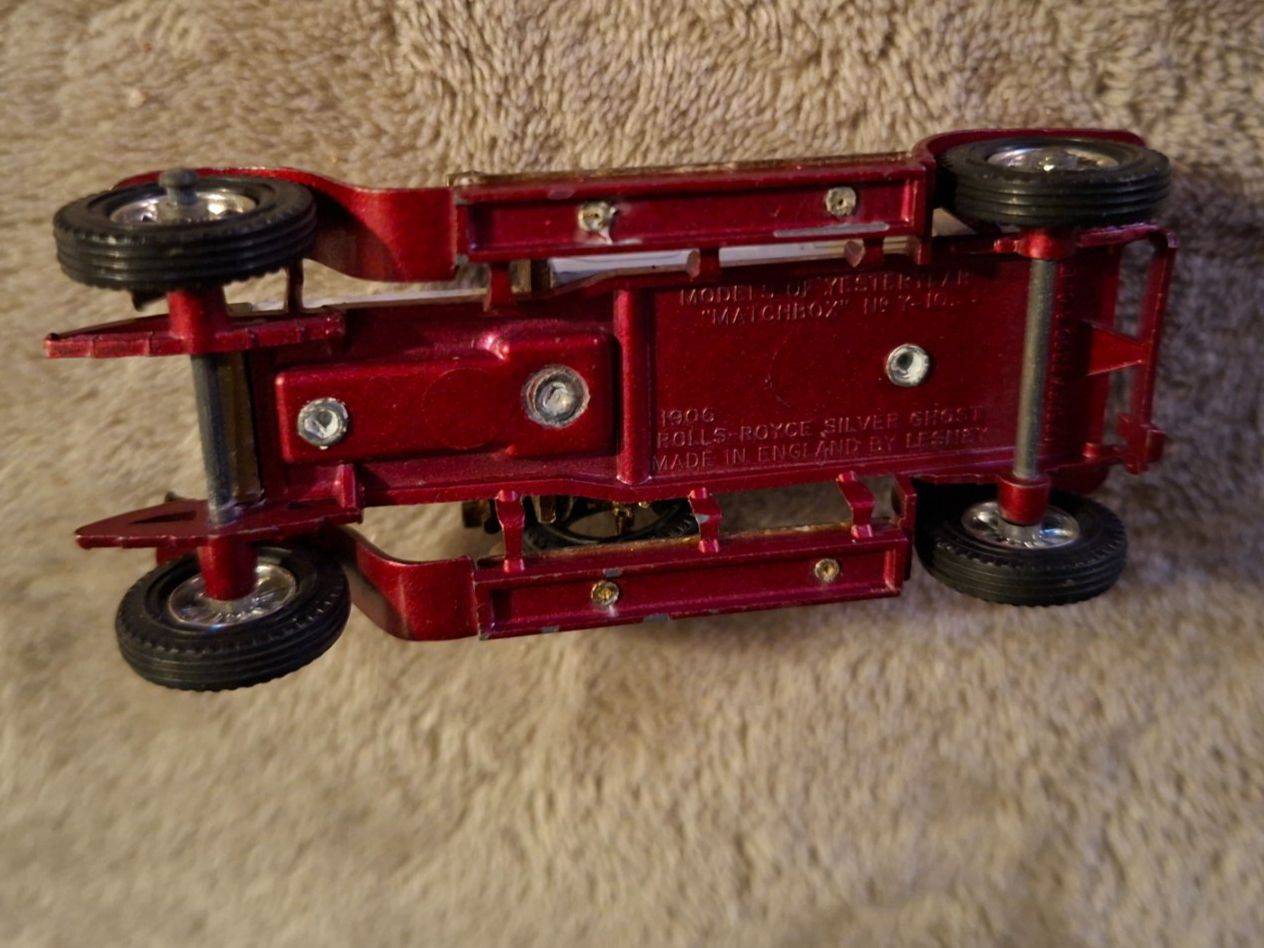 Matchbox Modellini d'auto: Matchbox 1906 Rolls-Royce Silver Ghost Modellauto rot/weiss – Usato da Otelfingen venduto da silver-moon 1