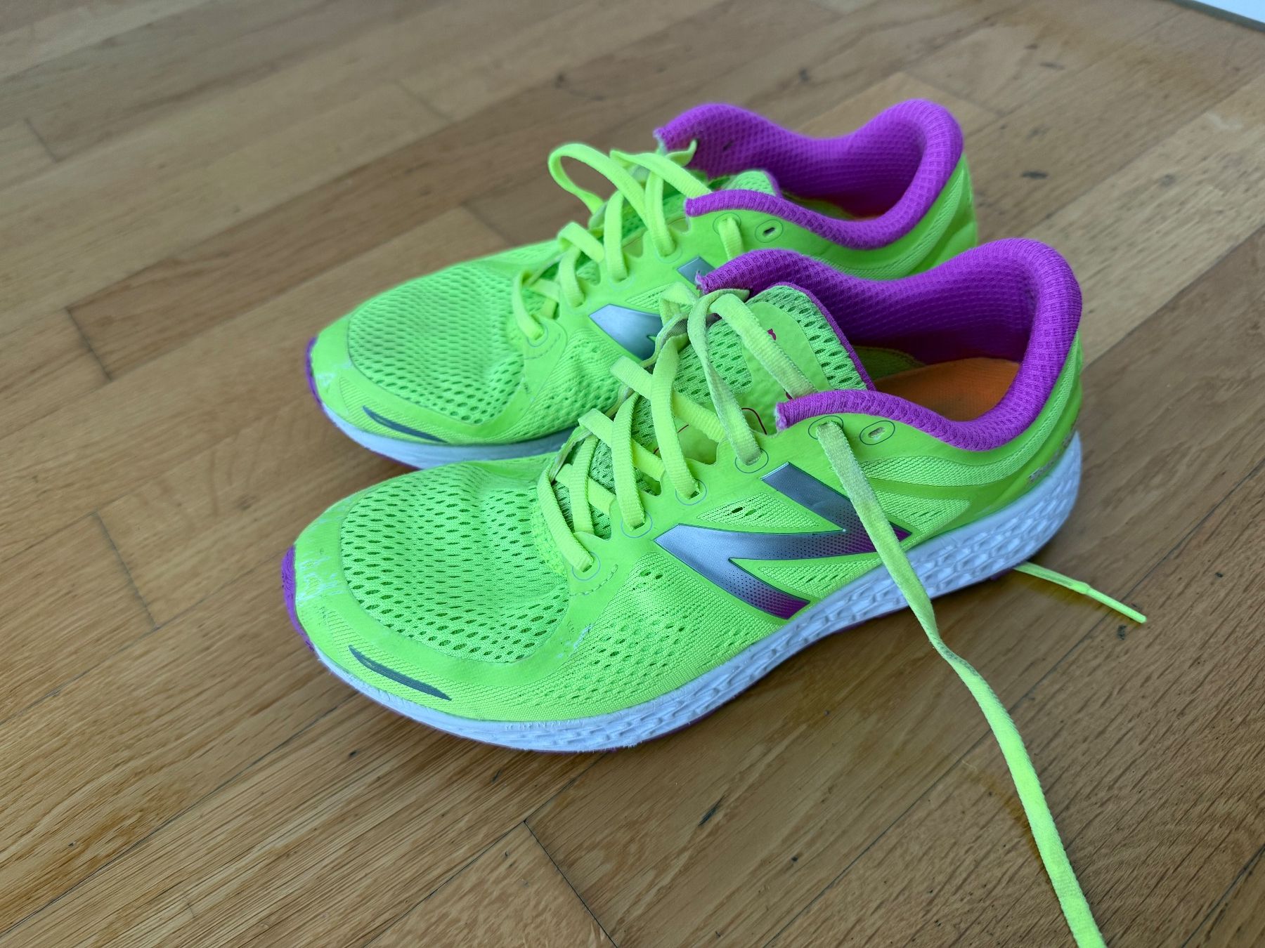 New Balance Scarpe da donna: New Balance Gr 39 – Usato da St. Gallen venduto da Emifrei