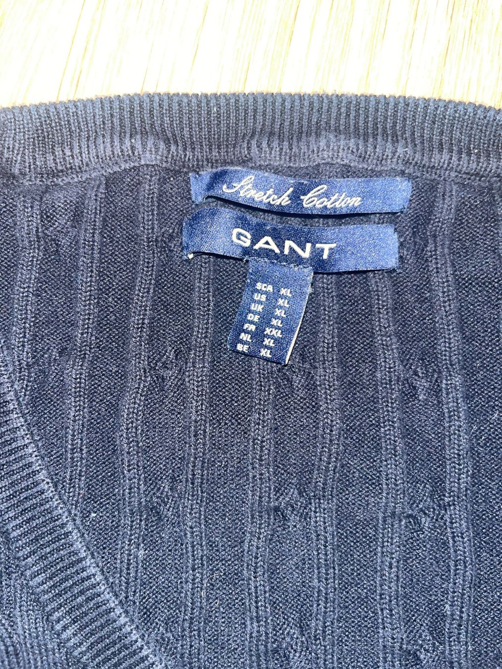 Gant Pullover & Sweatshirts: Gant V-neck pullover – Gebraucht aus Cham von dej4vue 2