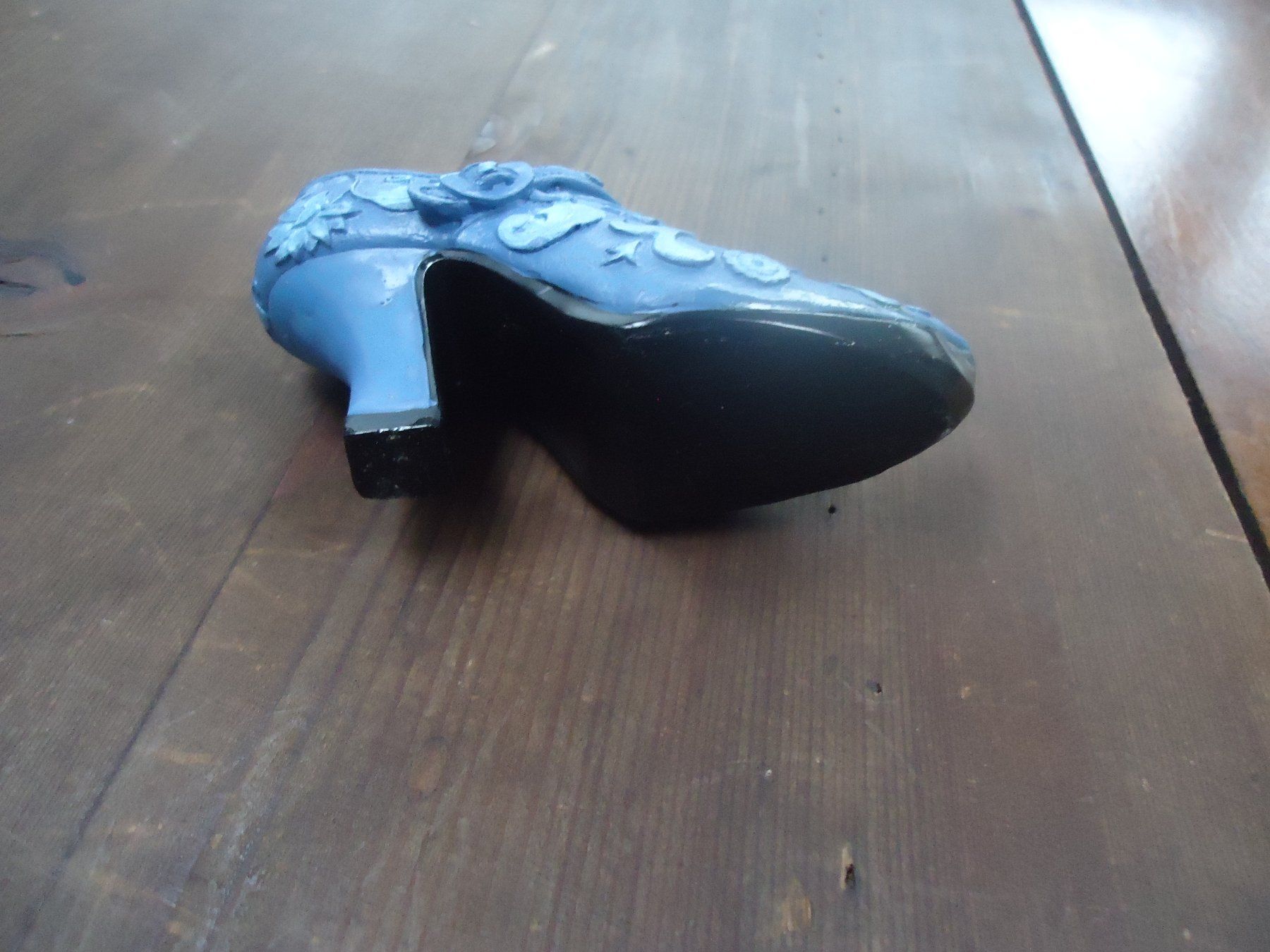 Tutte le decorazioni: Petite chaussure décorative – Usato da Vessy venduto da mafabe 3