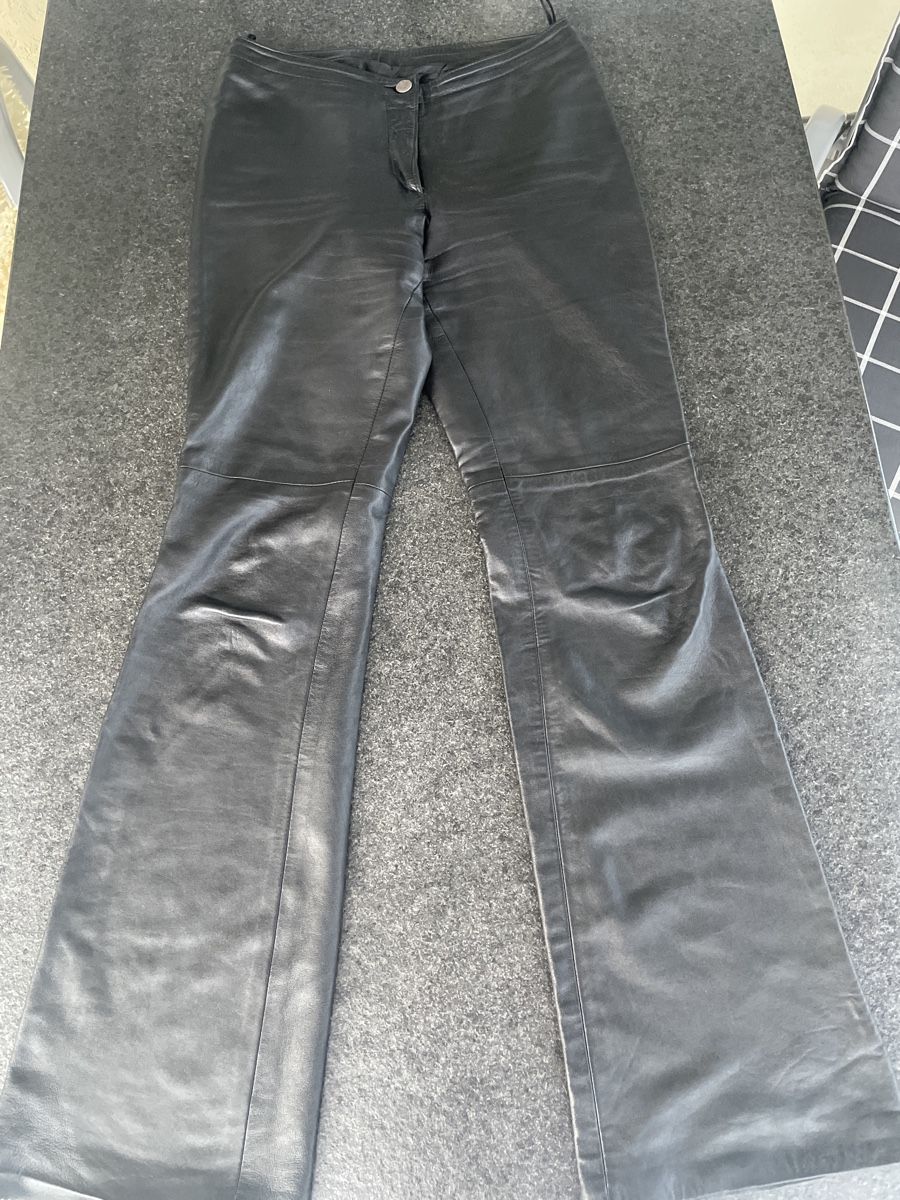 Pantaloni: Hose Leder – Usato da Immensee venduto da ole_j97w