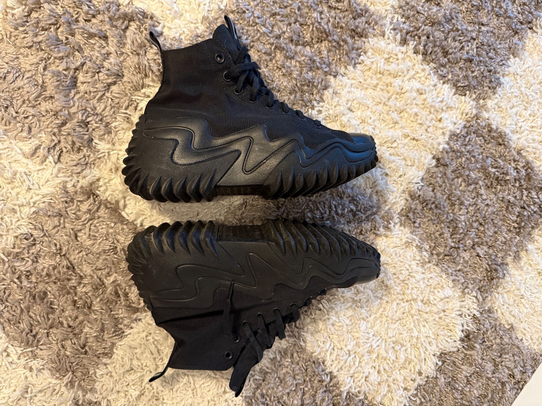 Converse Herrenschuhe: Converse Run Star Motion Utilitaire Triple Black - Rare – Gebraucht aus Neuchâtel von Blek7 4
