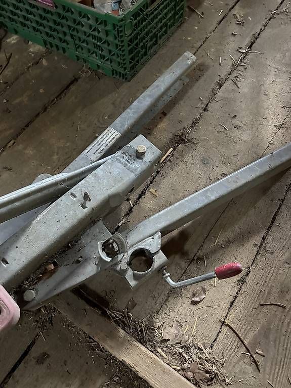 Ganci per rimorchio: Timon freiné avec tête dattelage – Usato da Lentigny venduto da EcuProd1 1