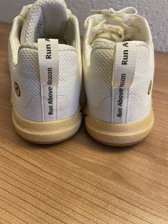 Scarpe da uomo: ADDICT Strassen Laufschuhe – Usato da Lengnau AG venduto da Golf_2 2