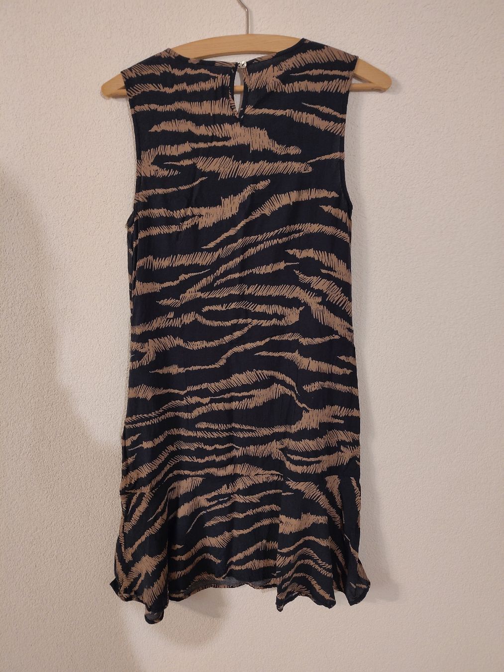 Kleider: Animalprint Kleid, Grösse S – Gebraucht aus Lenzburg von veloev 5