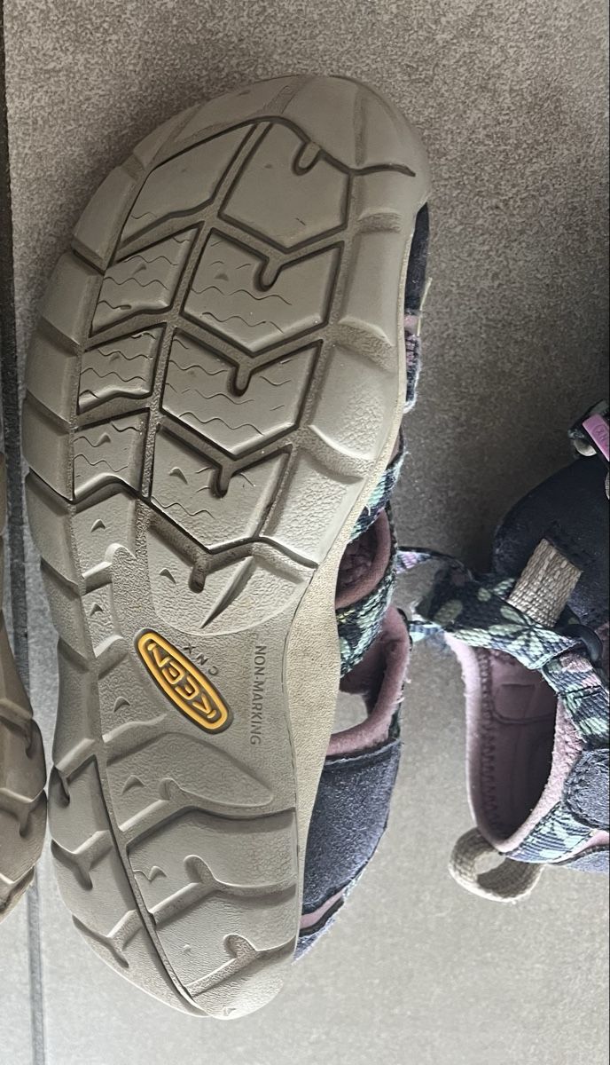Keen Scarpe per ragazze: Keen Kids Sandals EU size 30 – Usato da Birmensdorf ZH venduto da linso699 1