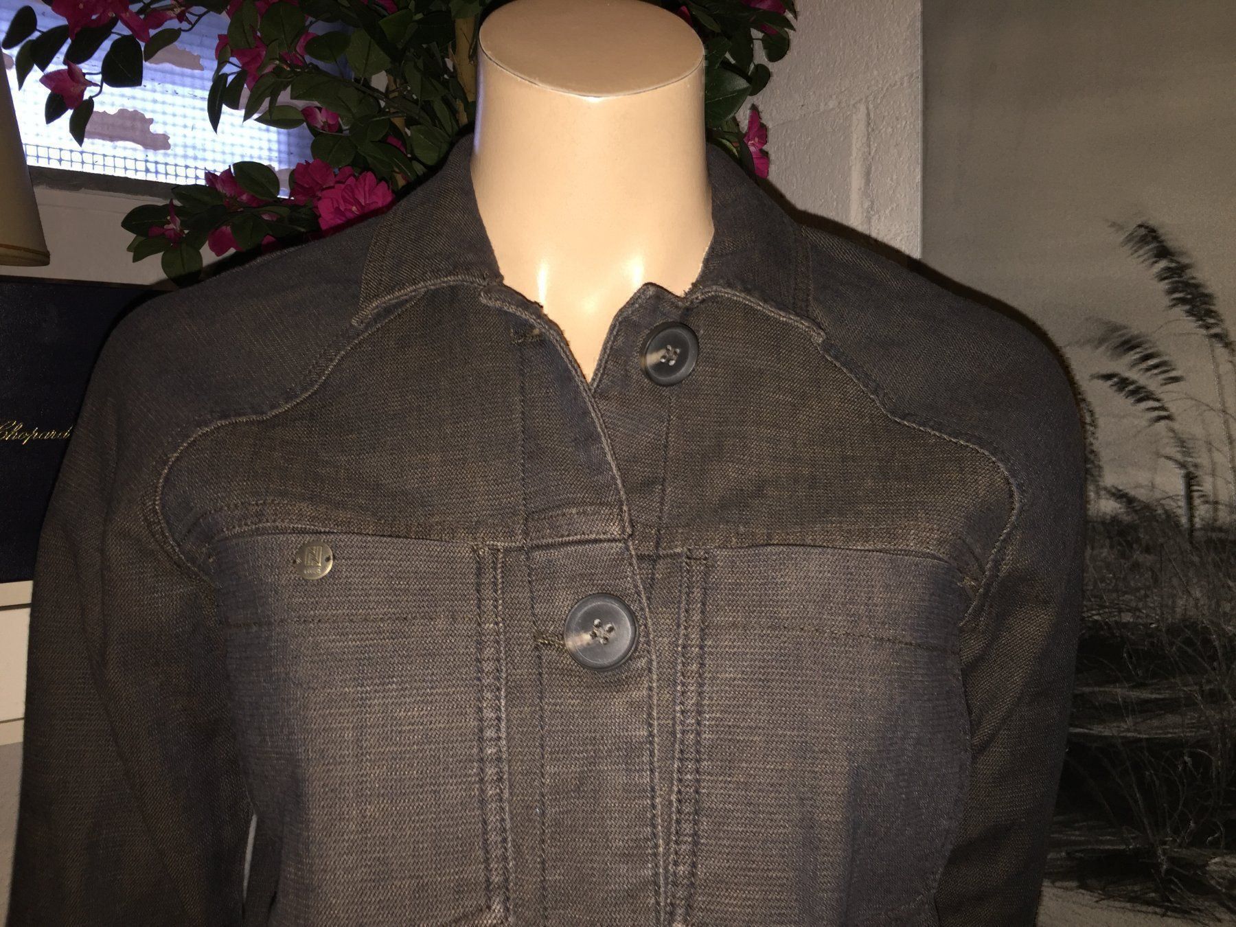 Nile Jacken: NILE veste / Jacke taille / Grosse XS – Gebraucht aus Cossonay-ville von Super-Price-Quality 1