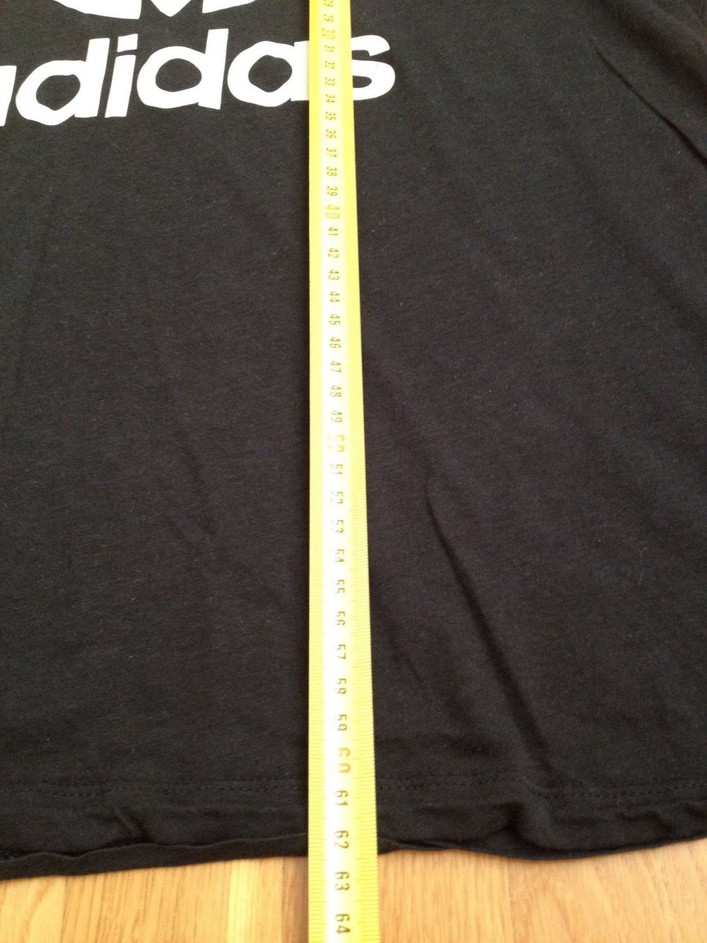 Adidas T-shirt: Tshirt Adidas – Usato da Dübendorf venduto da Fip05 1