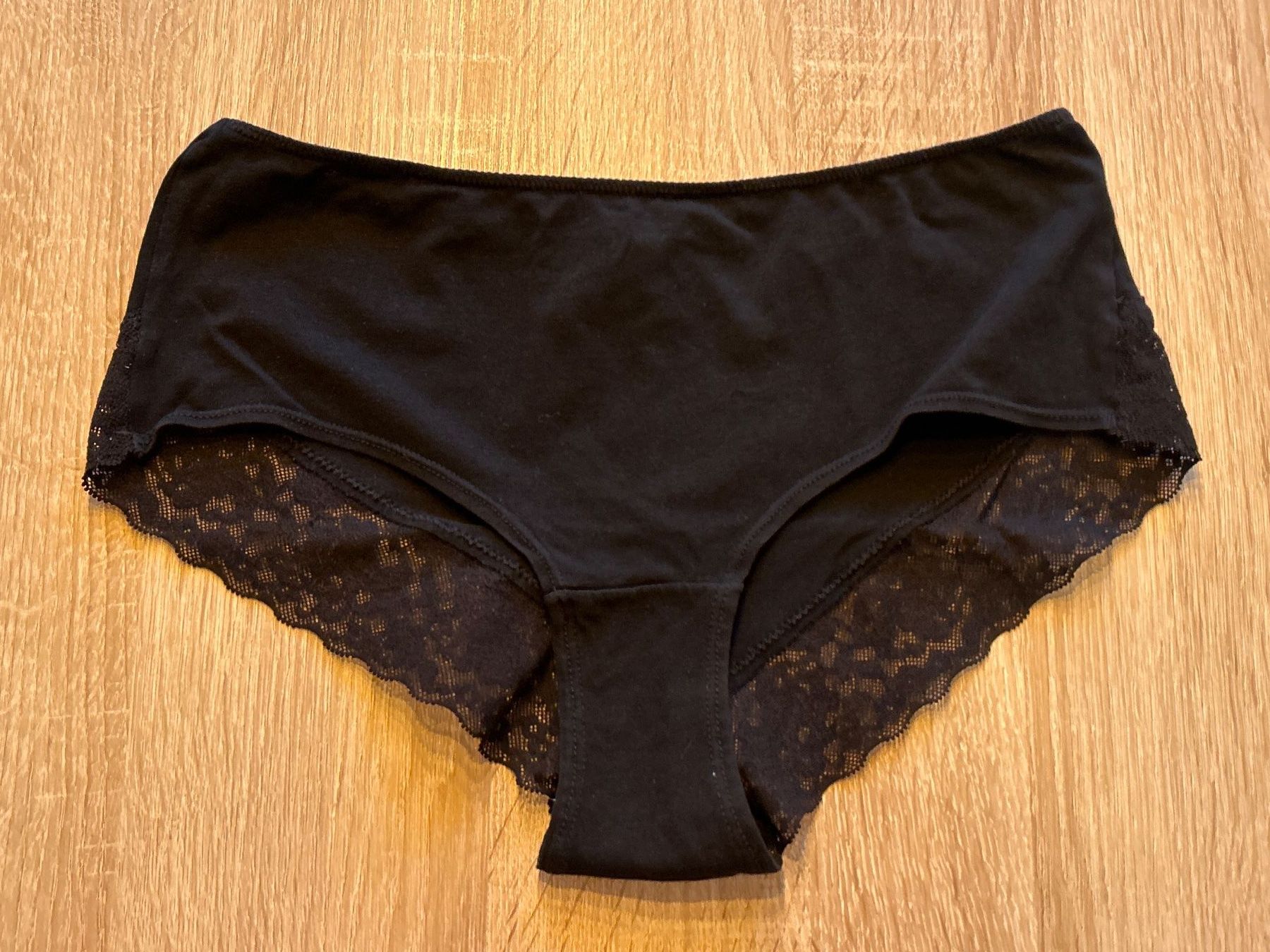 Altra biancheria intima: 3 Slip mit Spitzen schwarz – Usato da Brunnen venduto da Nala2929 5