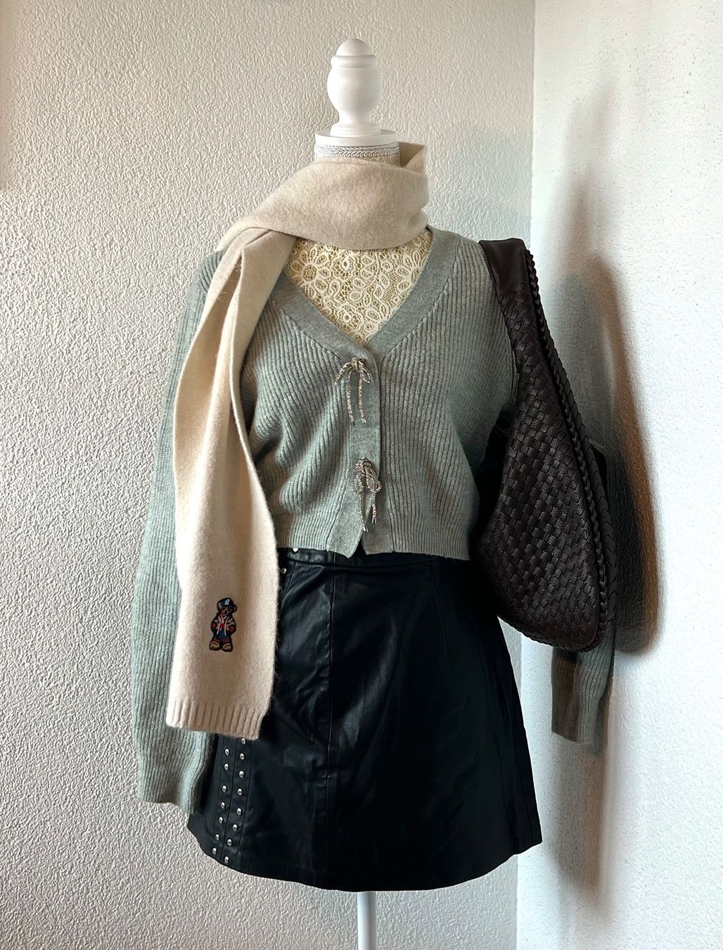 H&M Maglioni & Felpe: H&M Women's Multi Cardigan – Nuovo (secondo la descrizione) da Otelfingen venduto da houseofstae