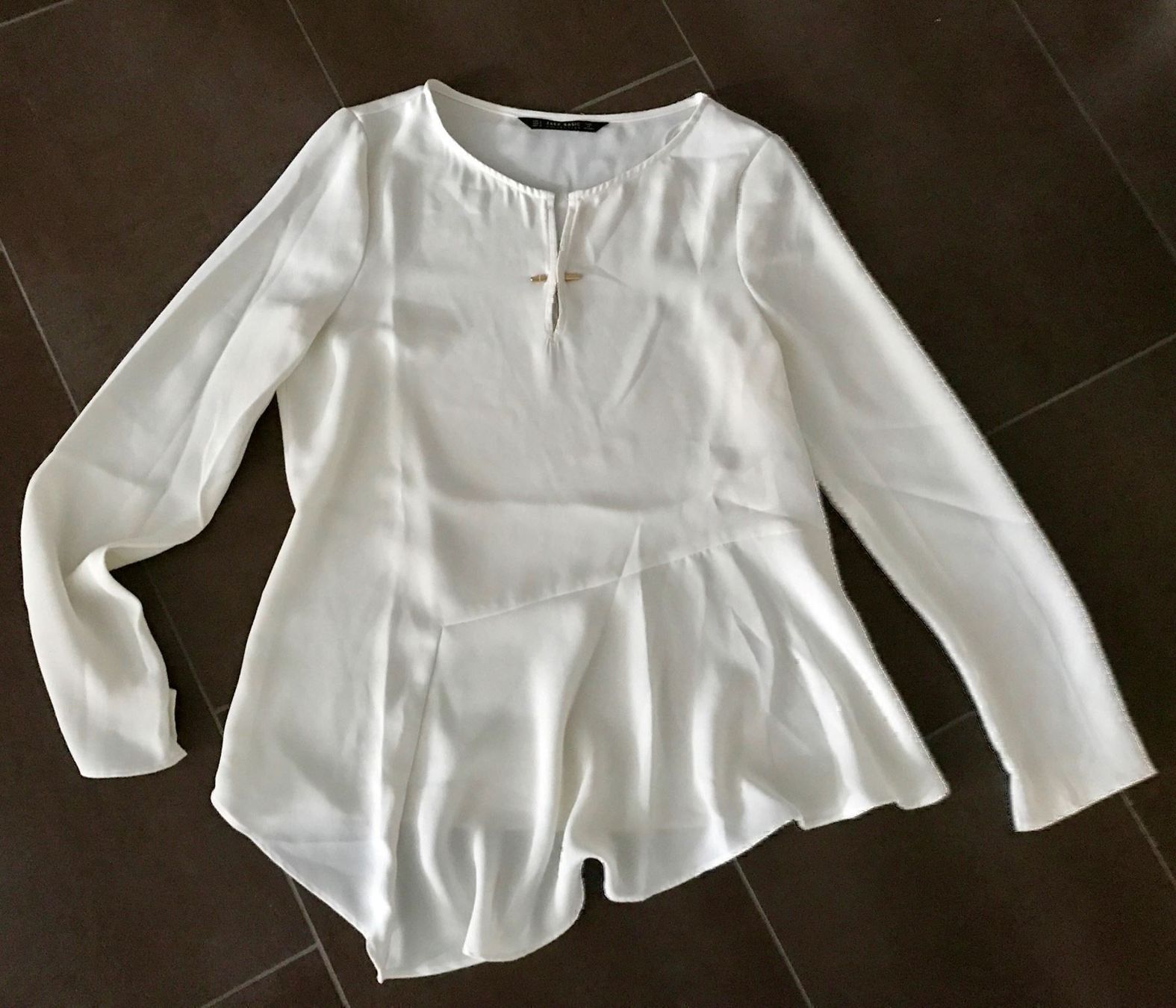 Zara Blusen: Damenbluse Crèmeweiss / Grösse S / Zara – Gebraucht aus Hergiswil NW von Labello01 1