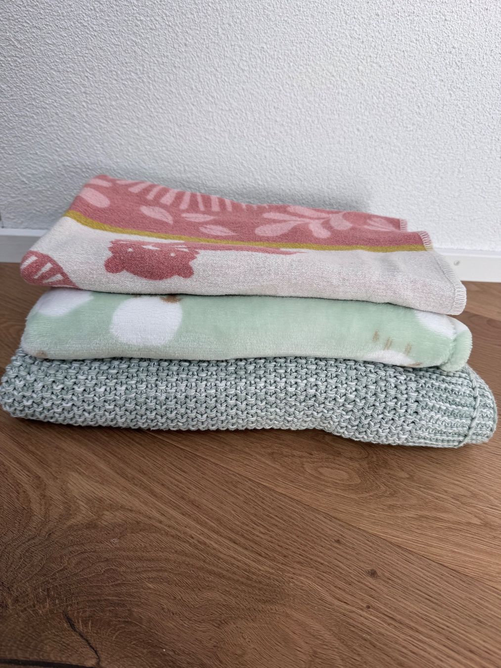 Coperte: 3 Babydecken – Usato da Walenstadt venduto da simst