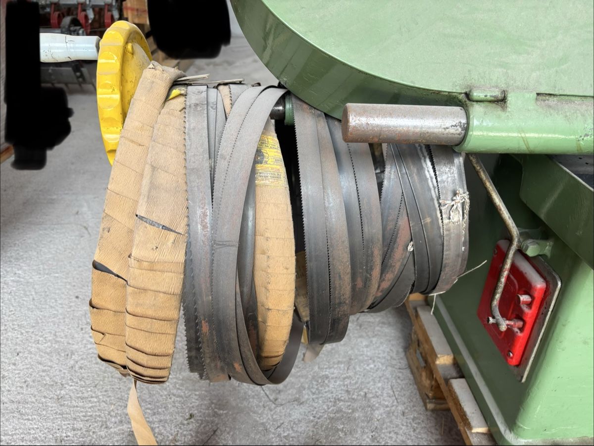 Scies: Metall + Holz Bandsäge – D'occasion à Frutigen par Dieselross99 1