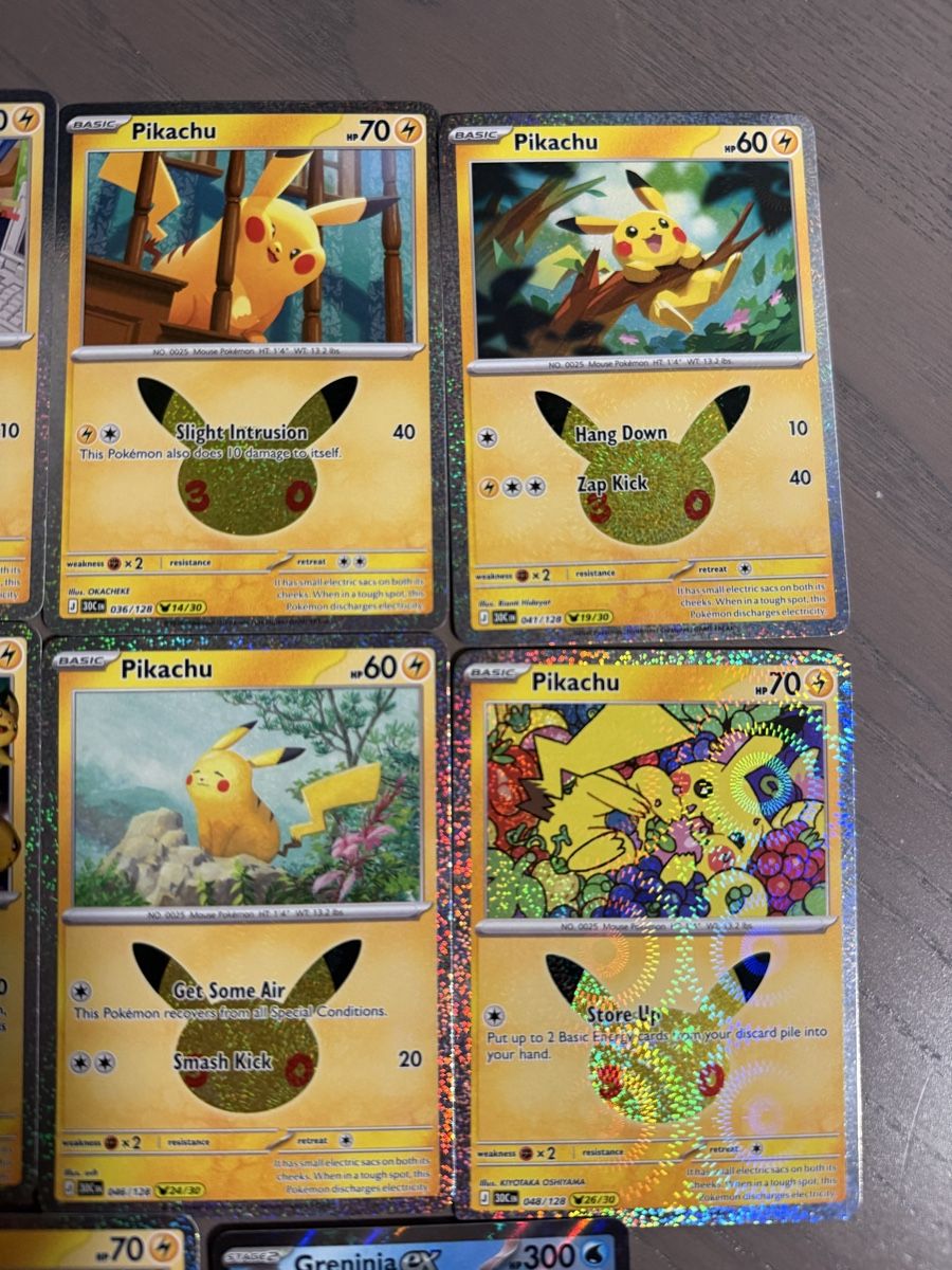 Pokémon 30th Celebration Pikachu 9x + 2x EX ENG ab 1.- (Neuf avec ...