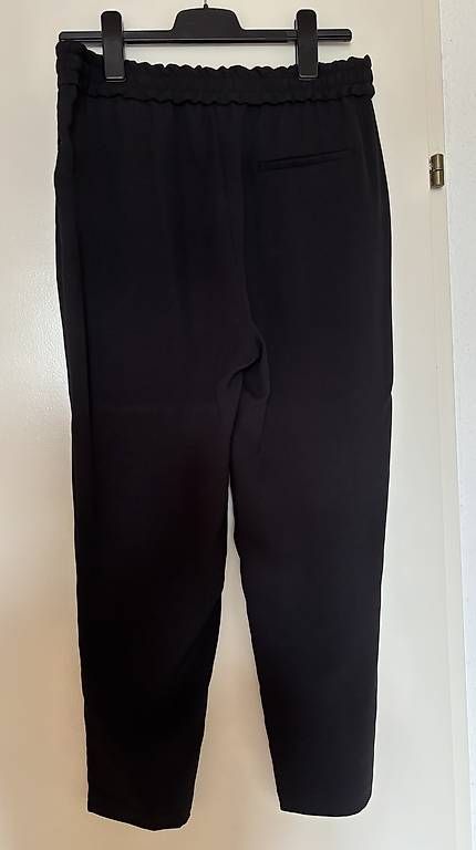 Zara Pantalons: Zara schwarze Hose L – Neuf (Voir description) à Baden par Chrisenft 1