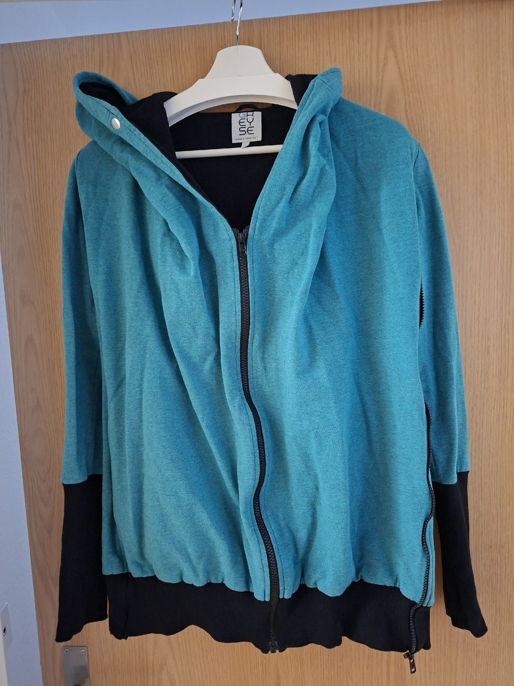 Pullover & Sweatshirts: Tragepulli von Greyse in Petrol Grösse S – Gebraucht aus Chur von nat_yn5h 1