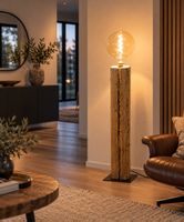 Altholz-Stehlampe "Giant Match" mit XXL-Leuchtmittel