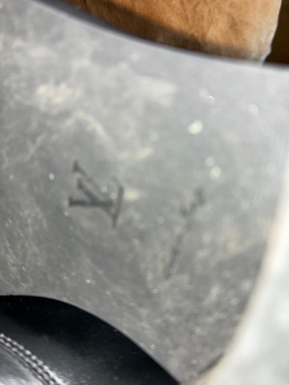 Louis Vuitton Chaussures femmes: LOUIS VUITTON – D'occasion à Rümlang par har_z6qv 7