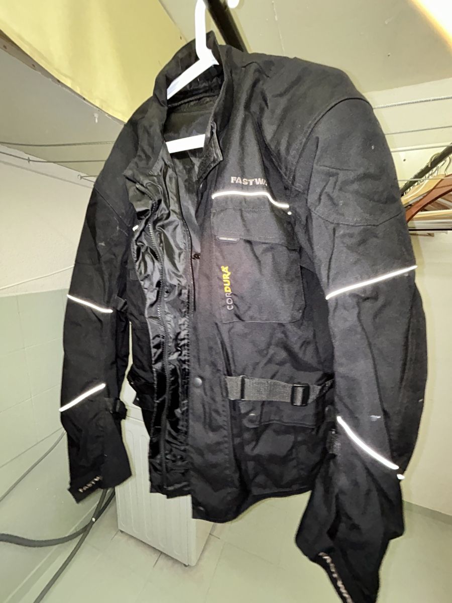 Vestes: Motorradjacke – D'occasion à Bonstetten par Naem