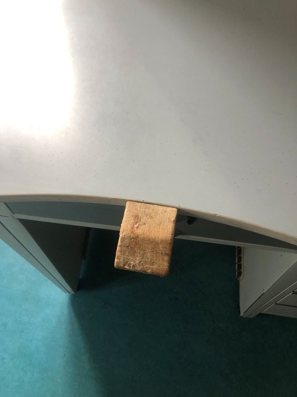 Schreibtische: Etabli/bureau double – Gebraucht aus Lausanne von arc_kxn6 6