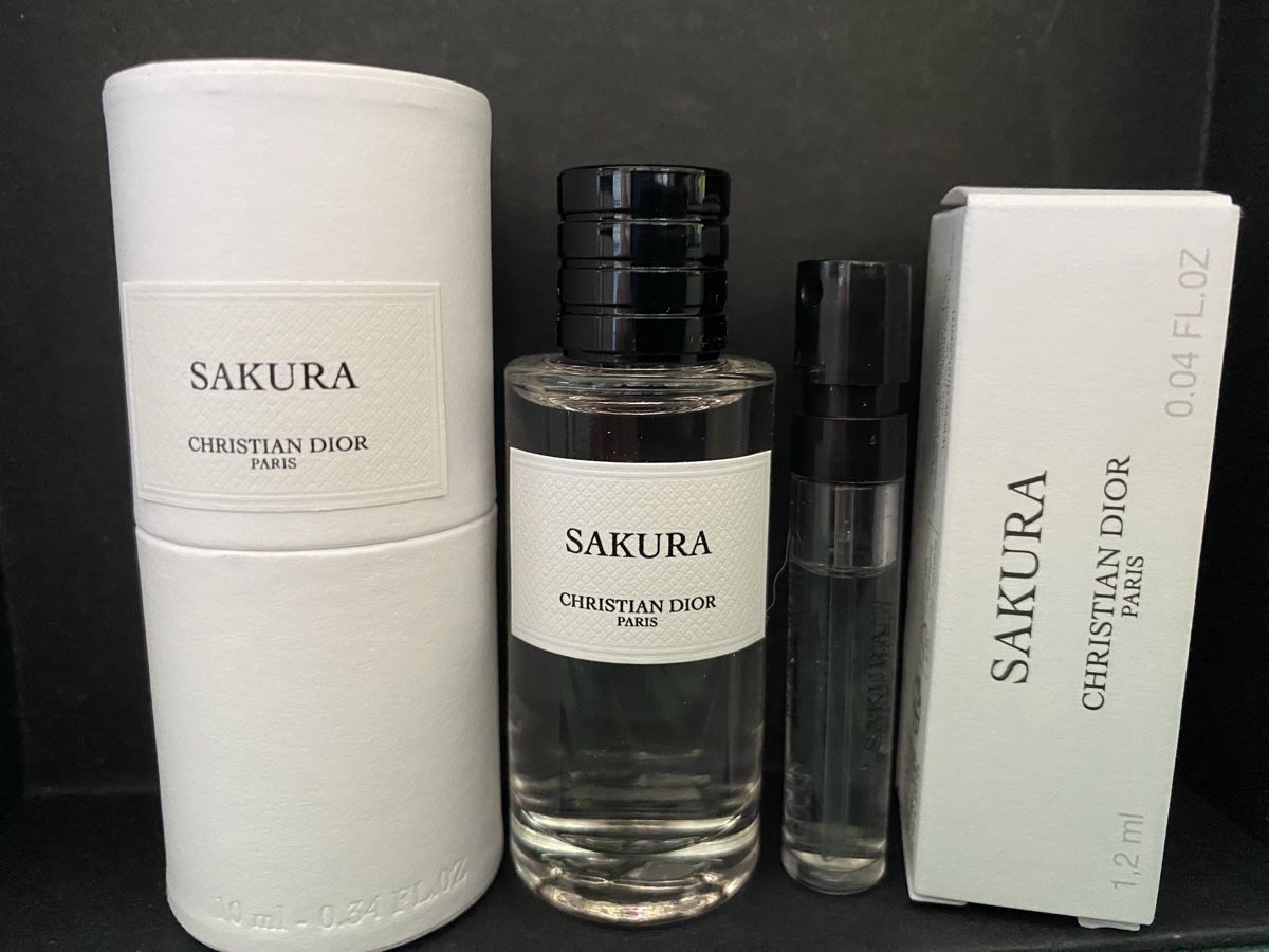 Dior Profumi & Eau de Toilette: Dior Privée Sakura miniatures – Nuovo e nell'imballaggio originale da Bouveret venduto da wes_7zll