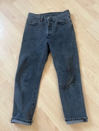 Levis 501 Jeans, Top Zustand, Grau/ schwarzgrau, Gr. W26 L26
