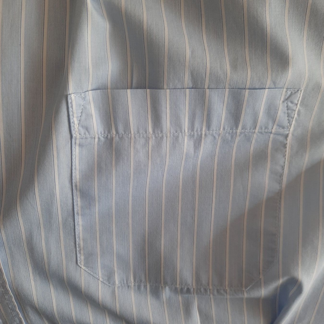 Max Mara Chemisiers: Max mara weekend chemisier – D'occasion à Yverdon-les-Bains par afu_gl6j 2