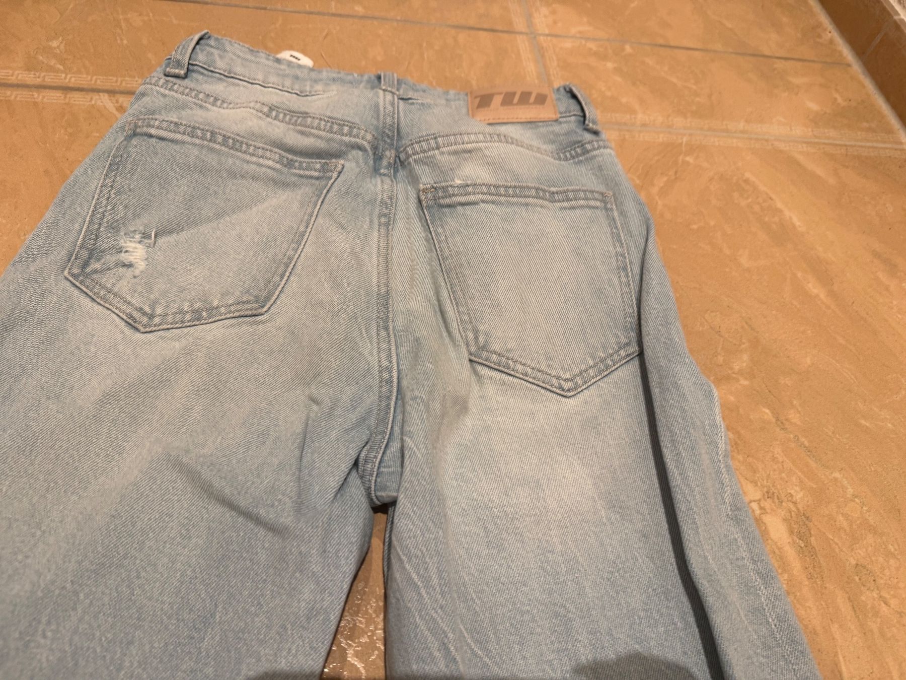 Tally Weijl Pantaloni: TW NWT coole Jeans, 34 – Nuovo (secondo la descrizione) da Klingnau venduto da Markus14 5