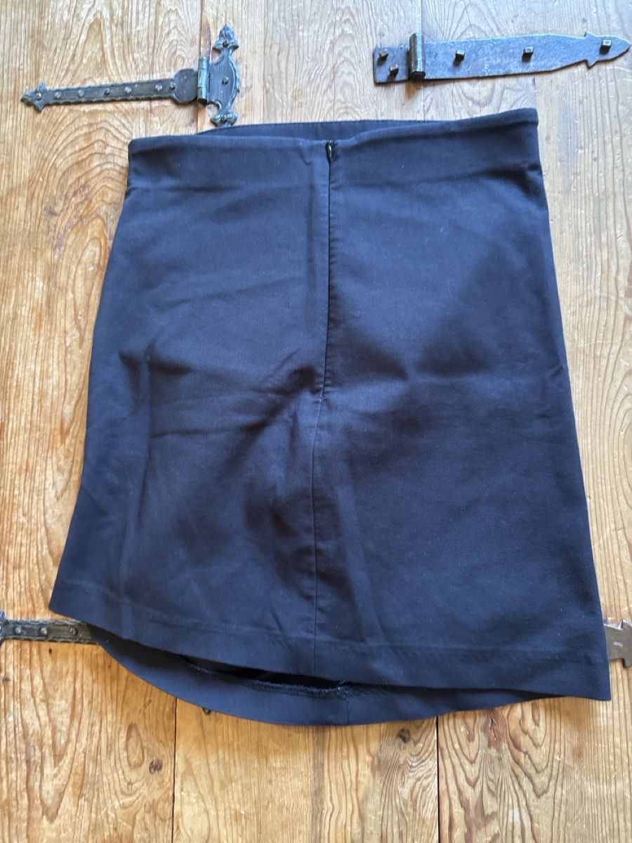 Zara Röcke: Zara Minirock Gr. S Schwarz seitlich gerafft – Gebraucht aus Mauren von ducducturi 1