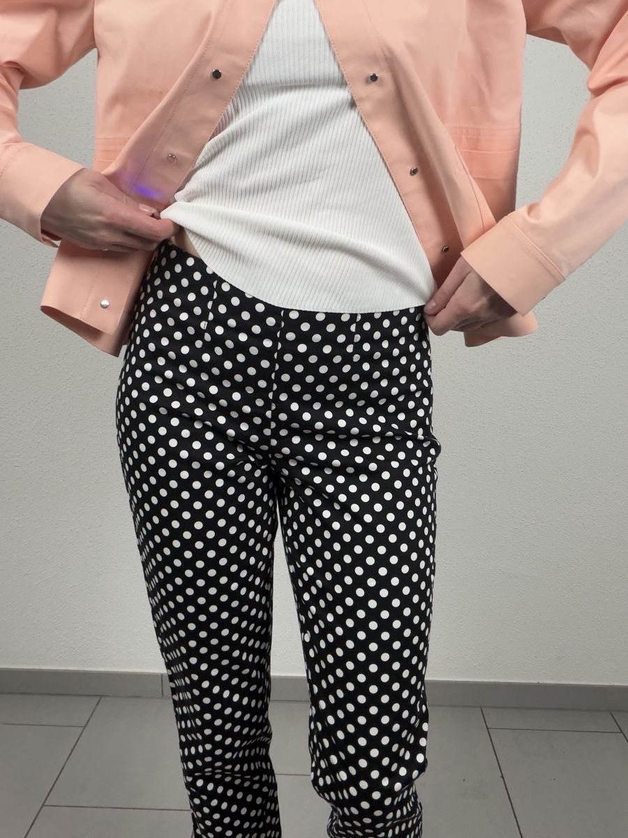 Cambio Pantaloni: Cambio Trousers - Black and White Polka Dot – Usato da Knonau venduto da Grapesvintage 5