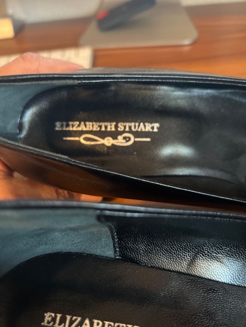 Scarpe da donna: Scarpa nera con tacco – Nuovo (secondo la descrizione) da Caslano venduto da Elena61 3