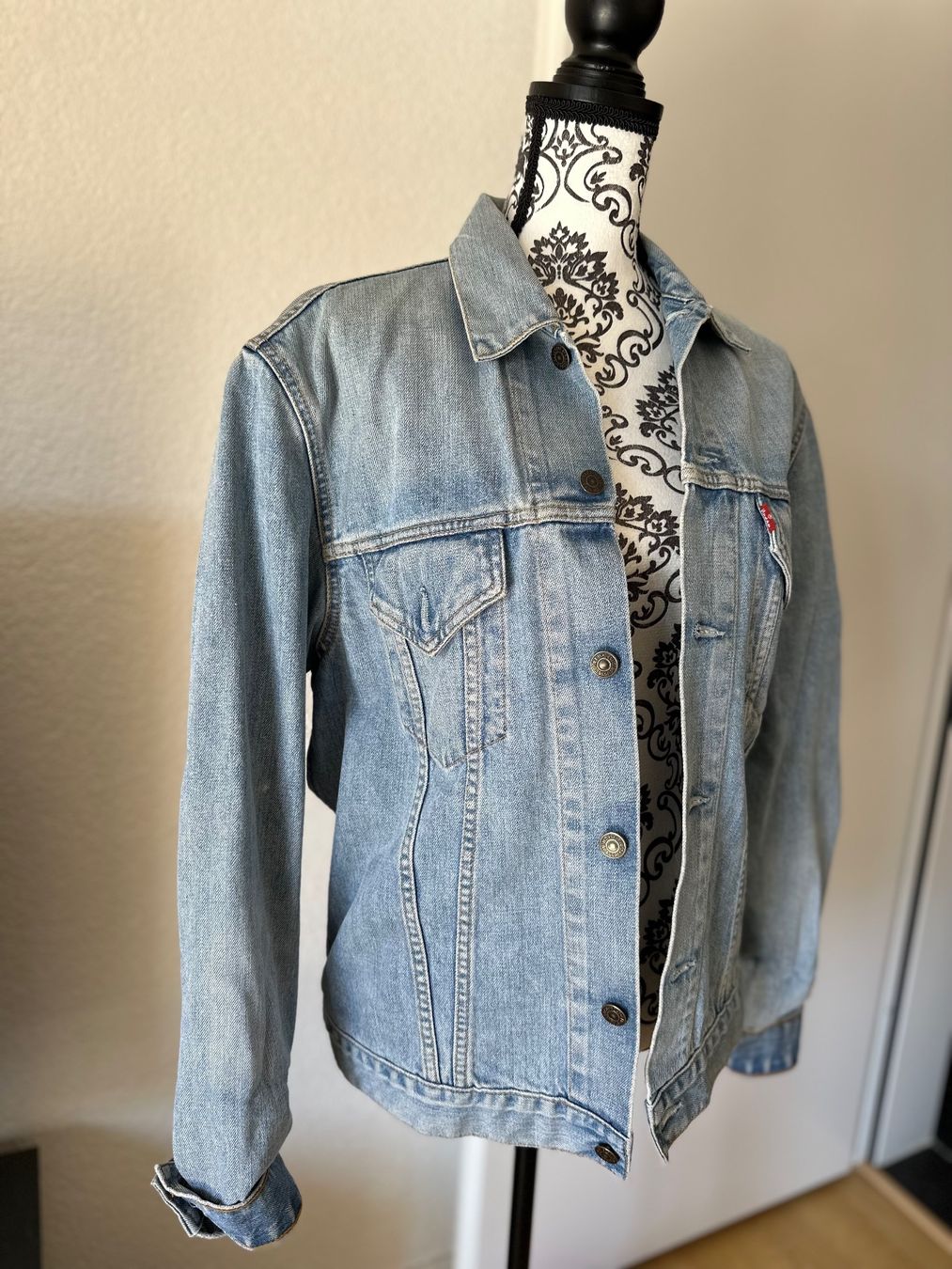 Levi's Vestes: Levi’s Vintage Denim Jacke – D'occasion à Schaffhausen par Nadiuna 3