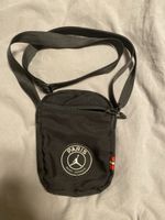 Paris Saint-Germain Umhängetasche, Schwarz, Gebraucht!