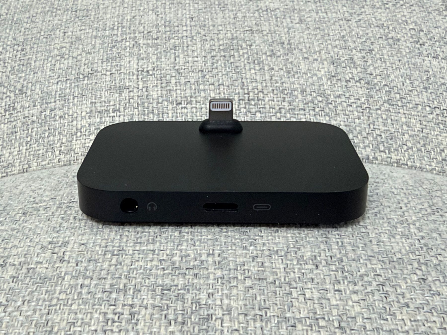 Docking station: Original Apple iPhone Lightning Dock, Aluminium schwarz – Usato da Riehen venduto da Nyenhuis 1