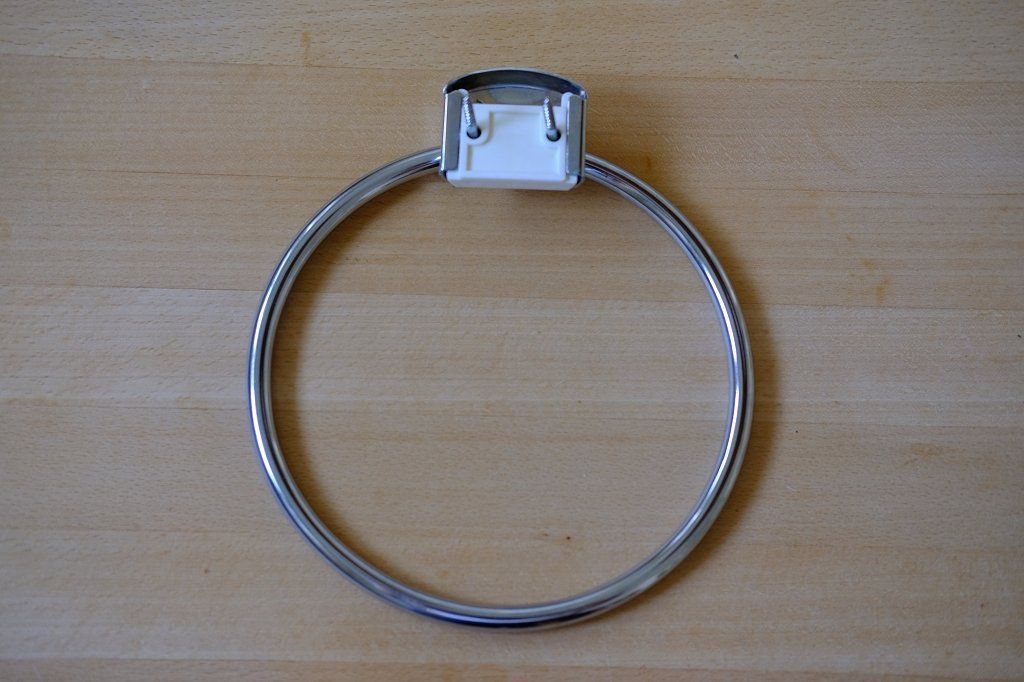 Portasciugamani: Vintage Handtuchhalter / Badetuchring – Usato da Muttenz venduto da Montreal1986 2