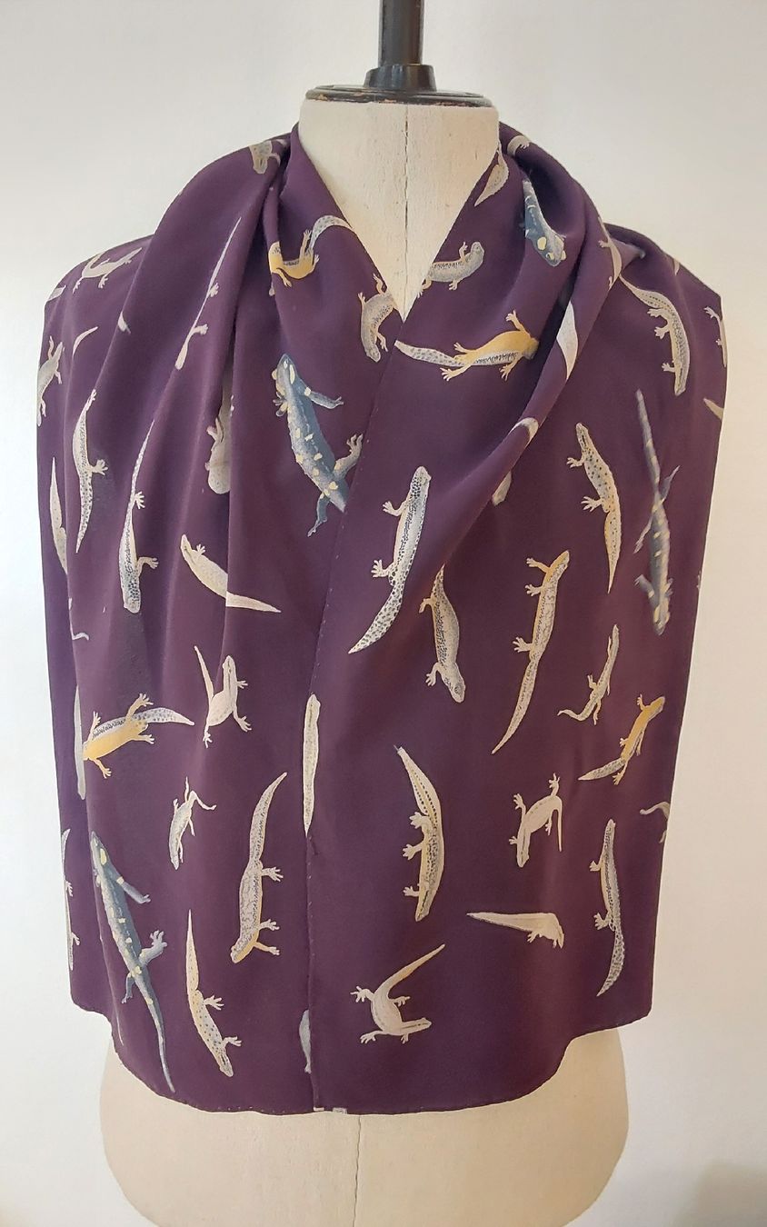 Foulards, Tücher & Schals: Seidenfoulard violett Motiv Echsen – Neu (gemäss Beschreibung) aus Köniz von scopello12 1