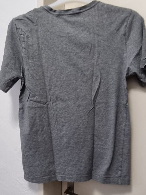 Puma T-shirt: Shirt , T - Shirt Puma Gr. S – Usato da geroldswil venduto da Gumball1 1