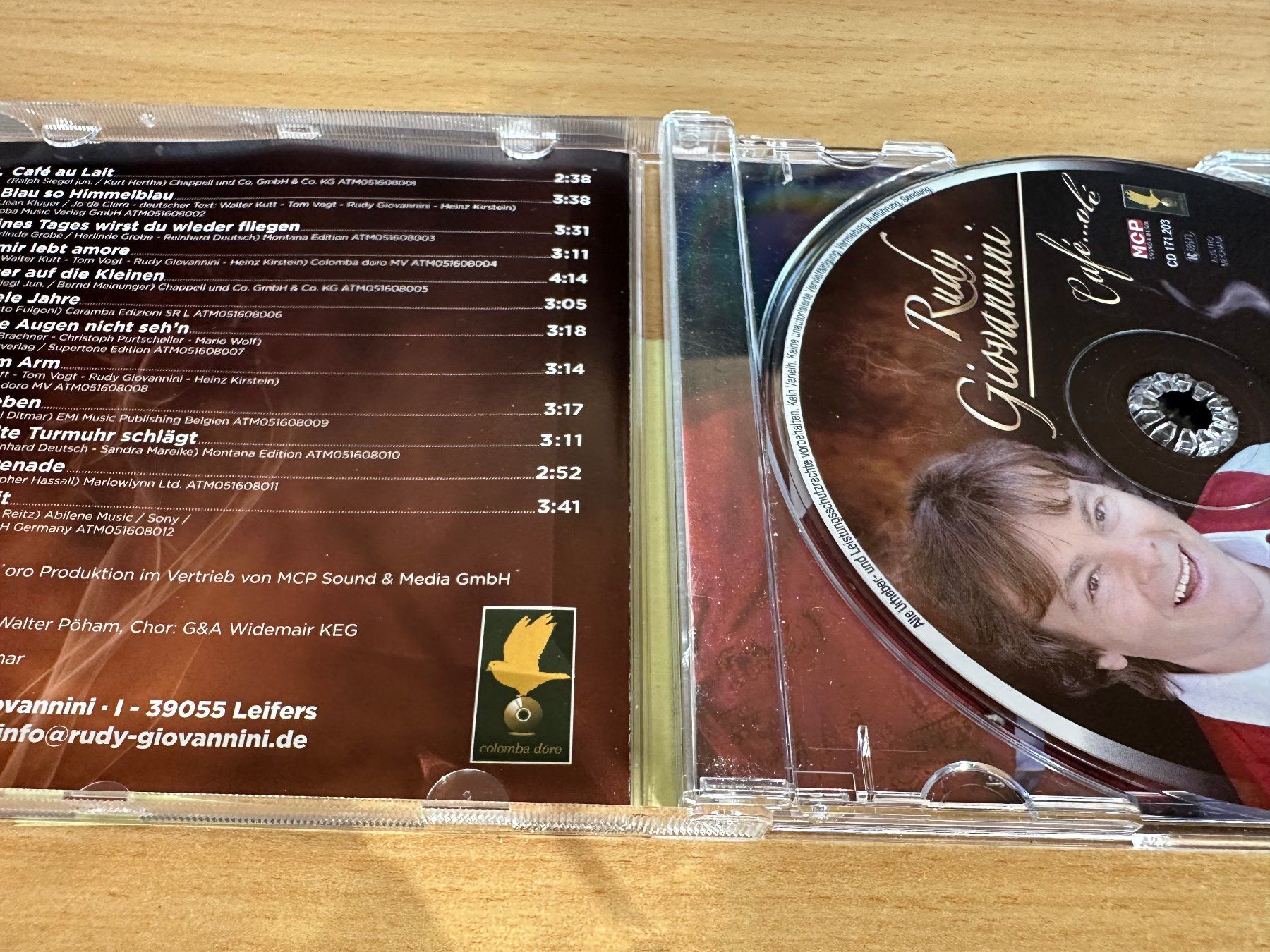CDs: Rudy Giovannini – Café... Olé – Gebraucht aus Rikon im Tösstal von Alpenmutz 2