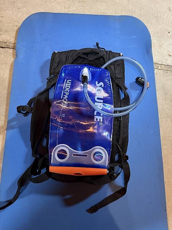 Zaini: Salomon mit Source Salomon Rucksack mit Source Widepac  – Usato da Interlaken venduto da arus1984