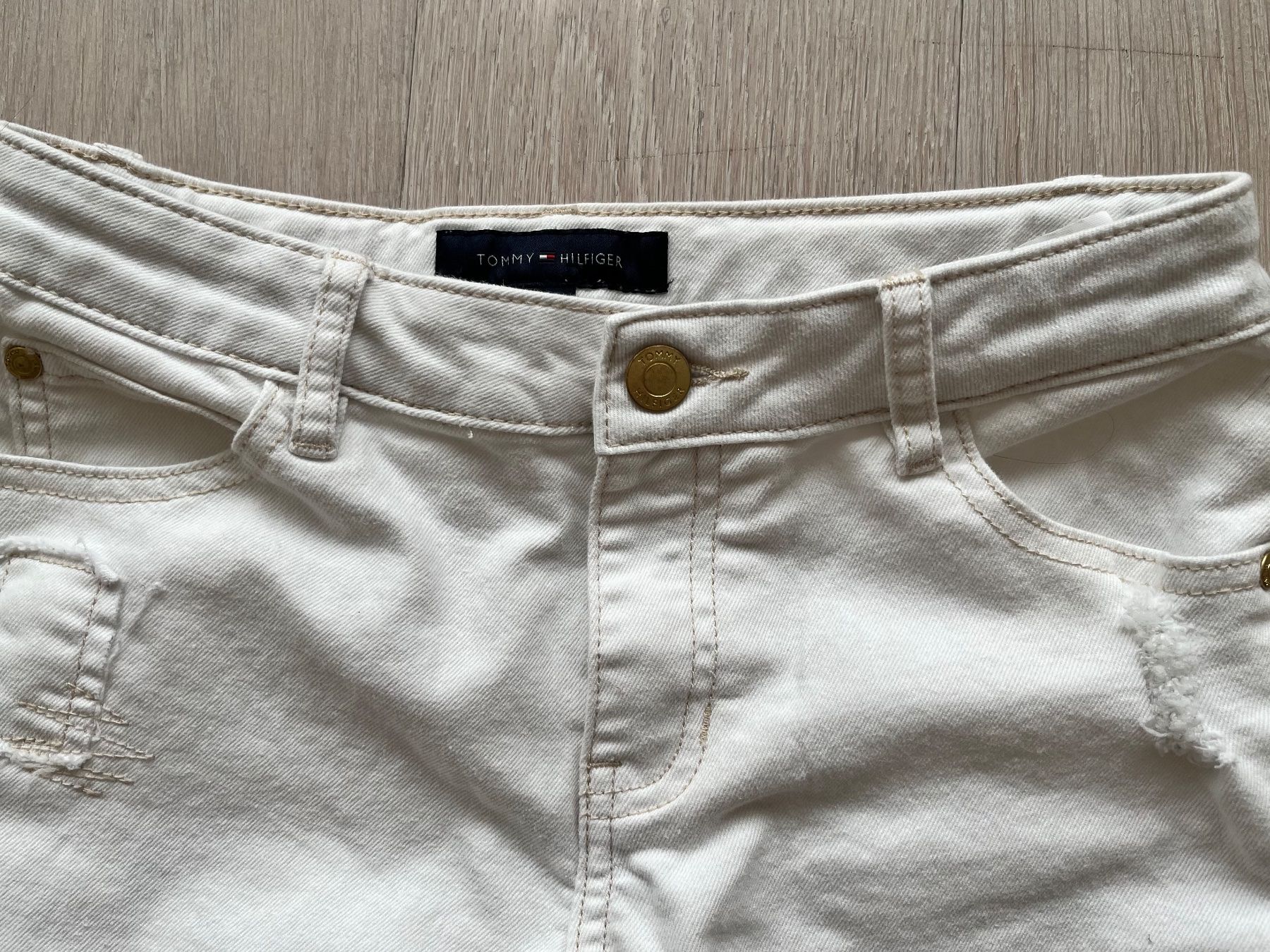 Tommy Hilfiger Lotti di vestiti: Hose Gr. 152 Tommy Hilfiger – Nuovo (secondo la descrizione) da Aarau venduto da Doct8 1