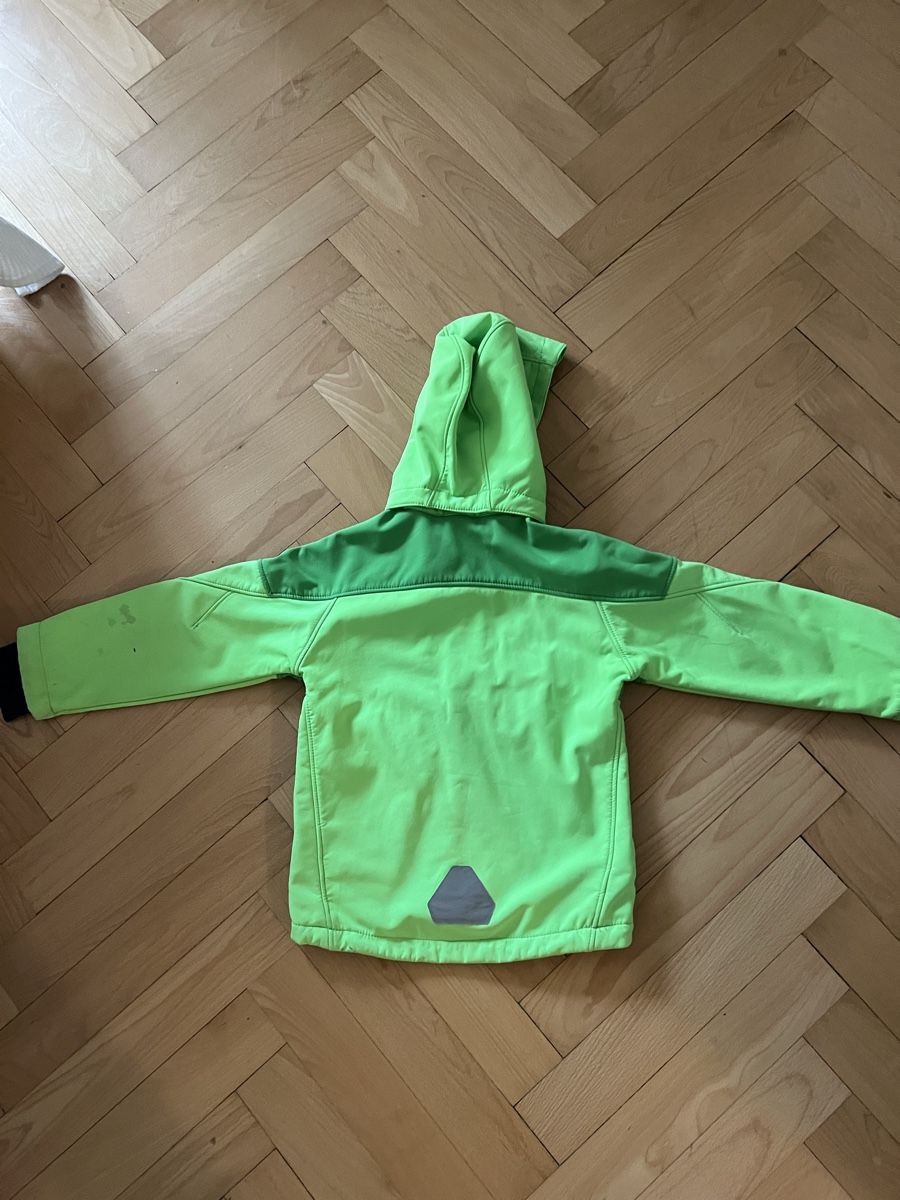 H&M Giacche & Cappotti: Softshell Jacke , hellgrün, H & M , Gr.116 – Usato da Bern venduto da Slo3 1