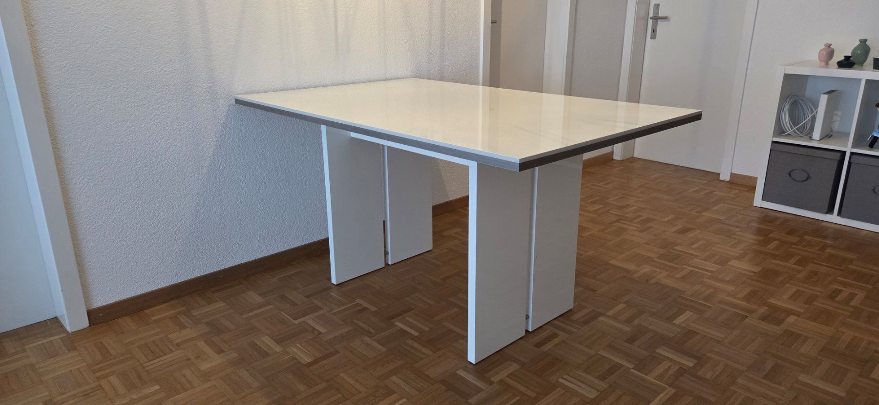 Tische: Wohnzimmertisch Weiss gebraucht – Gebraucht aus Bern von ang_hl5h