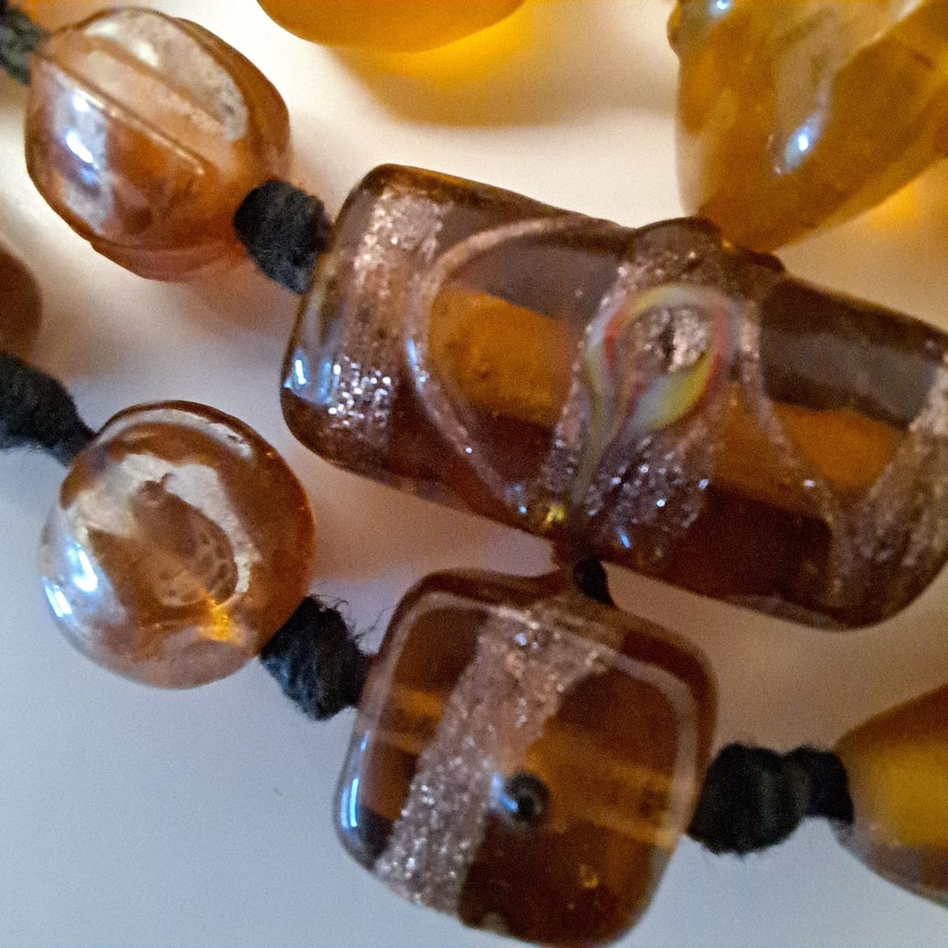 Catenine: Halskette mit Glasperlen – Usato da Grüningen venduto da Tappio