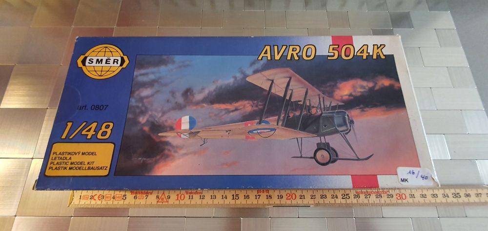 NATEFEMIN Avro Vulcan Bomber Modell 1:144 | Legierungs-Flugzeugmodell | Sammlerstück Mit Display-Ständer