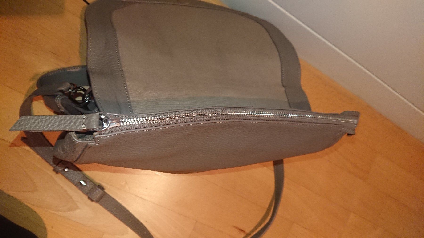Liebeskind Taschen für Damen: Liebeskind Berlin - Ledertasche – Gebraucht aus Egg b. Zürich von orwell1984 7