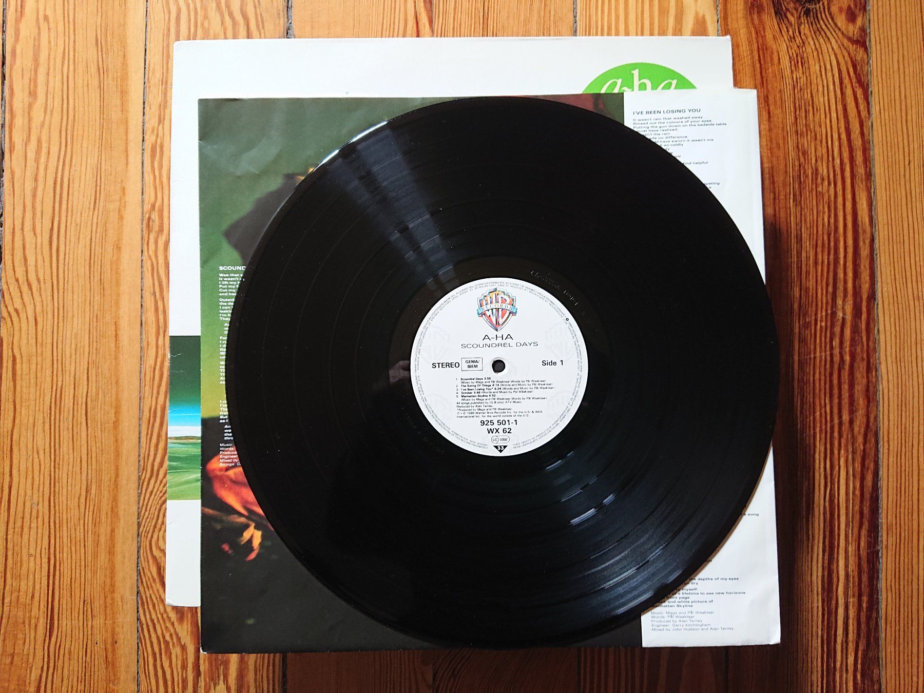 Dischi in vinile: A-HA - Scoundrel Days (LP, 1986) – Usato da Genève venduto da othhei 4