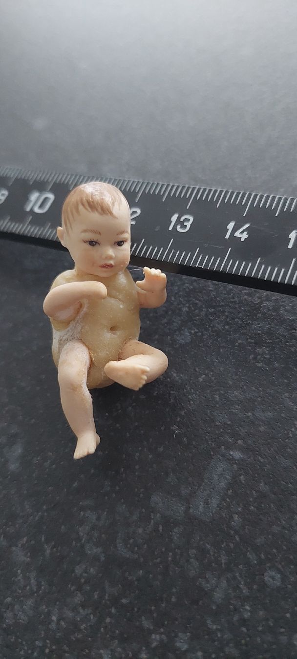 Bambole: 2 Miniatur Puppenstubenpüppchen – Nuovo (secondo la descrizione) da Muri AG venduto da nindo1 5