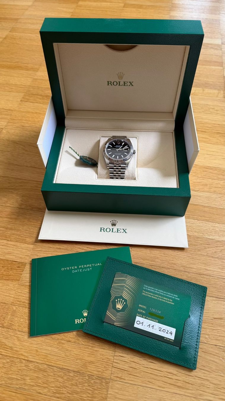 Rolex Orologi: Rolex Datejust 41 Schwarz – Usato da Münchenbuchsee venduto da Spaceta 4