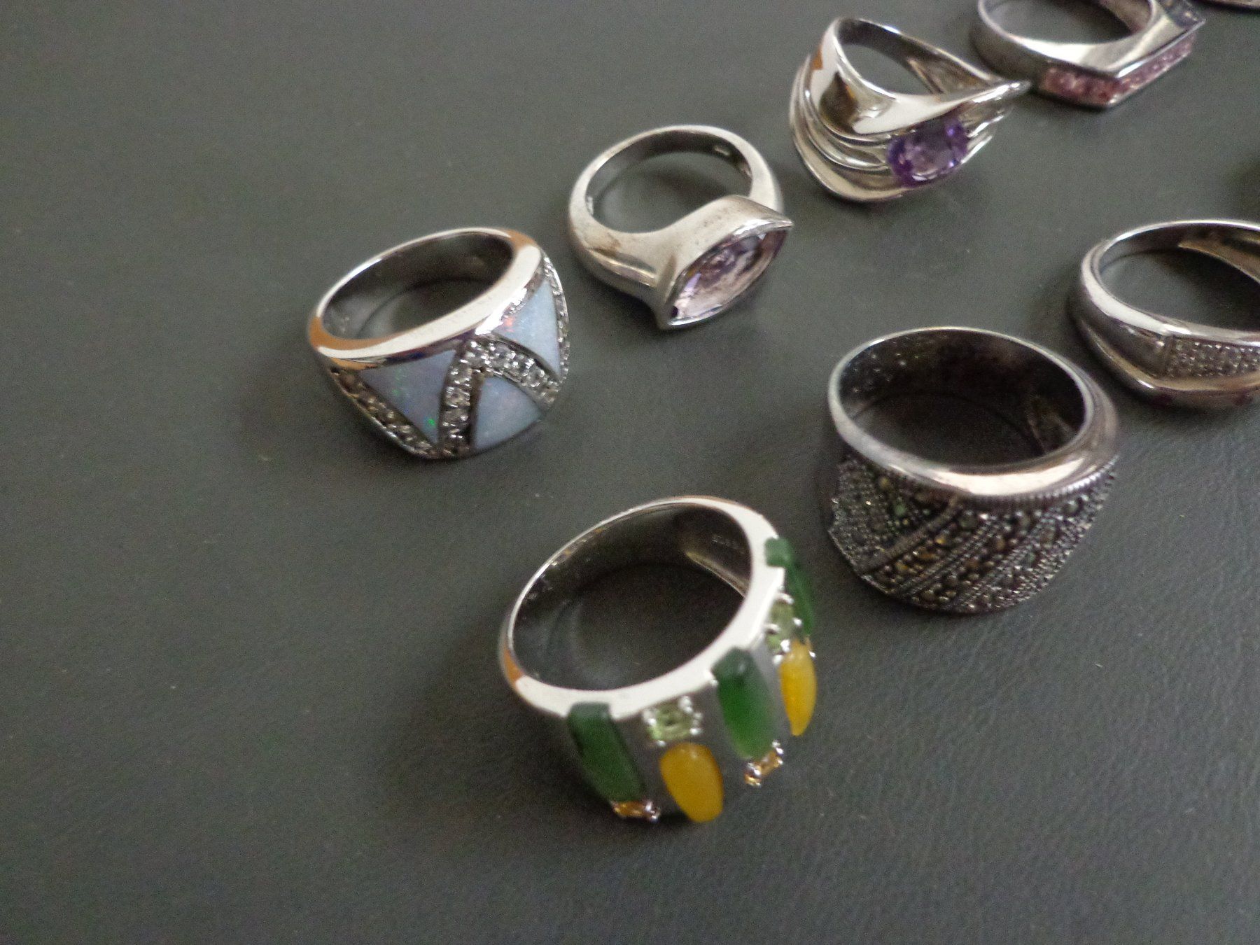 Bagues: 10 Stk. 925er Silber Fingerringe ab 1.- – D'occasion à Zofingen par goezi 1